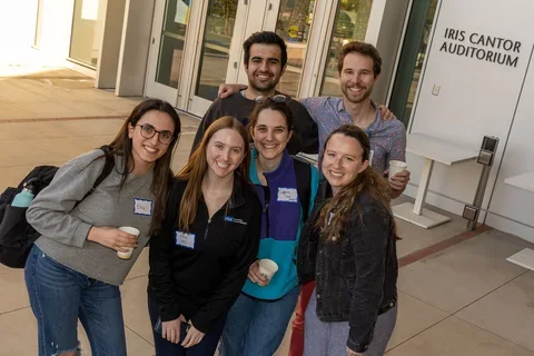 Med students at a Med Mentors coffee chat