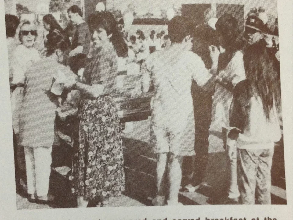 Staff and parents prepared and served breakfast