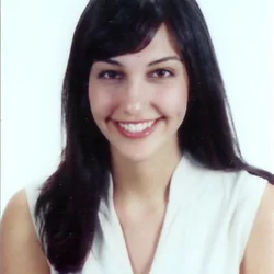 Dina Farshidi